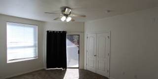 $500 off 1st months Rent!_3-Bedroom Summit Park Condo with Fireplace, Balcony & Covered Parking Gallery 12