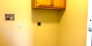 Large 3 bedroom Home, North Park Area Gallery 18