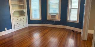 17 Mason St. Gallery 1
