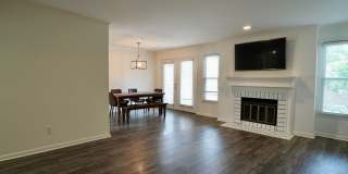 2 Bed 2 Bath in Desirable Green Hills! Gallery 1