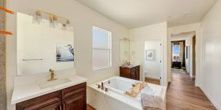 137 N Un St Gallery 43