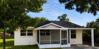Beautiful 3BR/1BA Lakeland Home with Bonus Room Near Southeastern University! Gallery 1