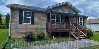 Single level three bedroom home! Gallery 1