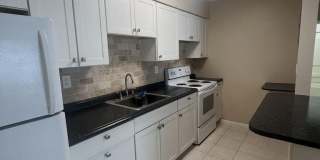 1037 N Victoria Park Road Gallery 8