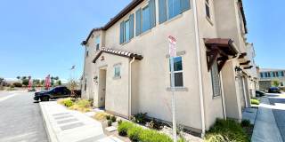 Turnkey Riverwalk Village 4 Bedroom Home with INCLUDED Solar, Upgrades & Prime Location Gallery 4