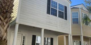 408 B  Bradwell Street Gallery 1