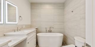 9249 Burton Way Gallery 13