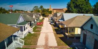 1918 REDELL Street Gallery 36