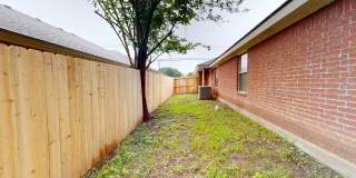 UPDATED DUPLEX IN NOLANVILLE ONLY $1,350!!! Gallery 20