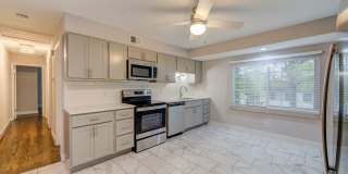 *Coming Available June 6th* Beautifully Renovated 2 bedroom in Arnold Gallery 1