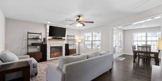 Spacious 4BR House in Clarksville Gallery 8