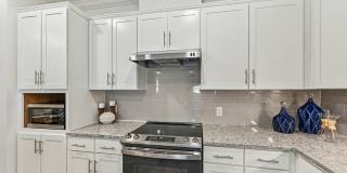 Alloro at University Groves - Senior Housing Gallery 6