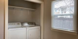 STUDENTS WELCOME! One-Bedroom Bungalow 1 Block from CSU! Gallery 9