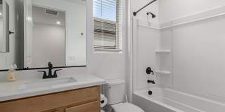 21283 W EDGEMONT Avenue Gallery 16
