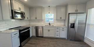 $500 off first months rent + FREE 55" TV + $150 AMAZON GIFT CARD WITH SIGNED LEASE!! - 3B/2B PRE-LEASING FOR AUG 10 MOVE-IN!! Gallery 6