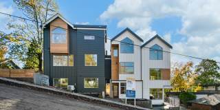 2BR/1.75Ba Seattle Townhouse Gallery 1