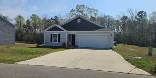 Lovely 3 Bedroom, 2 bath unfurnished home located in Sneads Ferry - Everett's Creek community Gallery 1