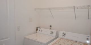 Great 2BR/2.5BA Murfreesboro townhome less than 2 miles from MTSU! Gallery 16