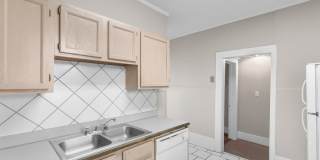 Laurelton Oaks Gallery 4