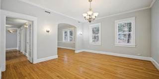 522 North Street Gallery 24