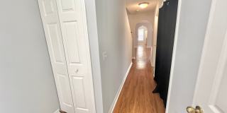 Updated 3BD/2.5BTH Townhome with Exspansive Deck & Attached Garage! Gallery 4