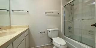 Beautiful corner condo in Lake San Marcos Gallery 16