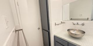 River Oaks Gallery 80