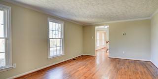 15900 FAIRWAY Drive Gallery 10