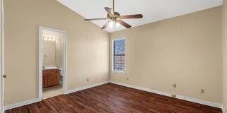 2 Bedroom 2.5 Bath 2 Car Carport - town house Gallery 11