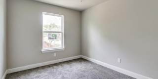 811 W Coffin Street Gallery 4