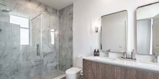 Veneto Las Olas Gallery 18