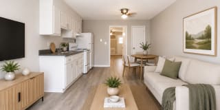 Stonehenge Apartments Gallery 1