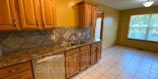 3551 E. Woodside Gallery 15