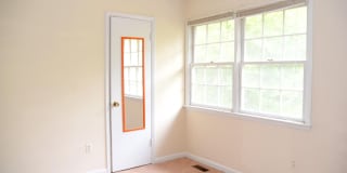 508 E WINDSOR Avenue Gallery 5