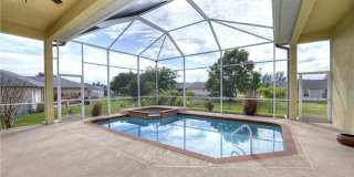 522 SE 13th Street Gallery 1