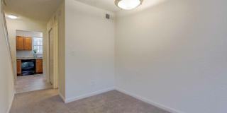 Canyon Square Gallery 26