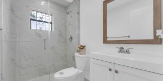 2401 SW 102nd Ave Gallery 13