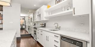 169 Mason Street Gallery 8