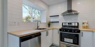 4602 Everest - Spacious 3-2.5 House near the Domain Gallery 9