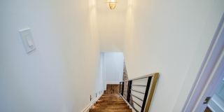 3038 SALMON Street Gallery 25