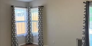 Charming 2 Bed, 2 Bath Home in Rio Rancho Gallery 6