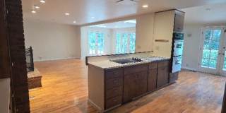Private 4 Bedroom / 2.5 Bath Bridle Trails Acerage Property Private 4 Bedroom / 2.5 Bath Bridle Trails Acerage Property Gallery 17