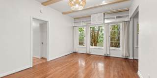 340 N Oakhurst Dr 340 N Oakhurst Dr Gallery 1
