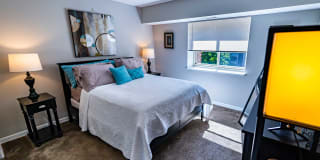 Laurel Village Apartments Gallery 6