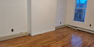 749 Kelly Gallery 6