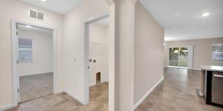 2538 SE Rock Springs Drive Gallery 8