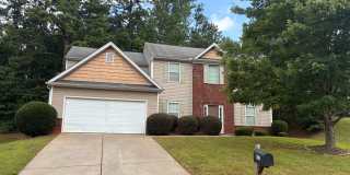 Large Home in Established Neighborhood Gallery 1