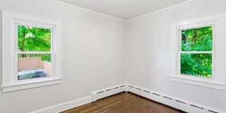 526 Carroll Avenue Gallery 10