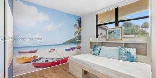 111 Lake Emerald Dr Gallery 1