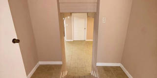 7104 ADELPHI RD Gallery 30